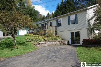 Building Photo - 2656 1/2 Horton Rd