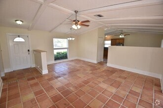 Building Photo - 10656 Shady Pond Ln