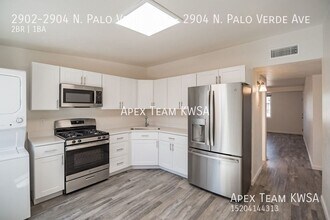 Building Photo - 2902-2904 N Palo Verde Ave