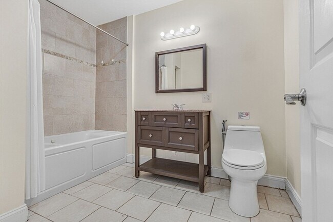 Foto del edificio - 50 Dudley St