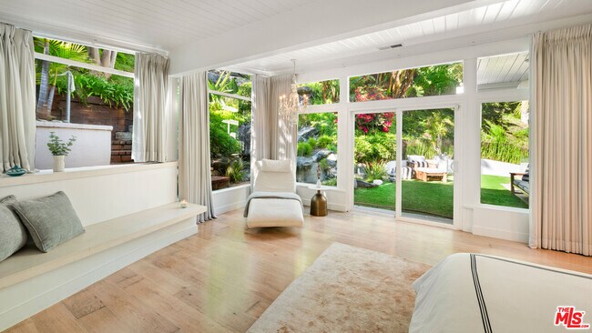 Foto del edificio - 1415 Braeridge Dr