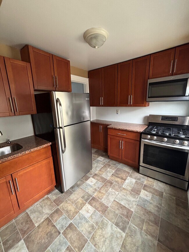 Foto del edificio - 624 E 26th St
