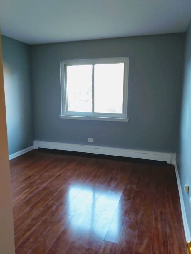 1st Master Bedroom - 570 Mesa Dr