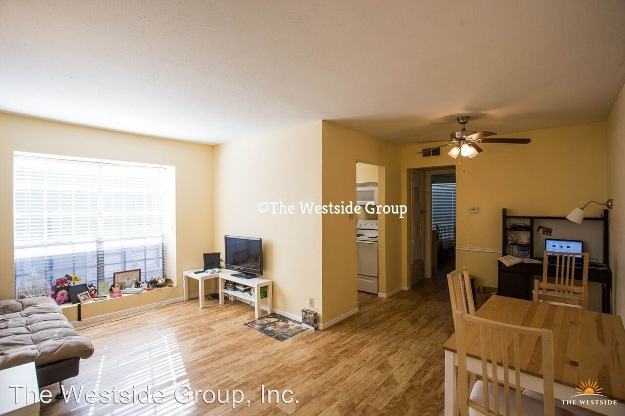 Primary Photo - 1 br, 1 bath Apartment - 1911 San Gabriel St
