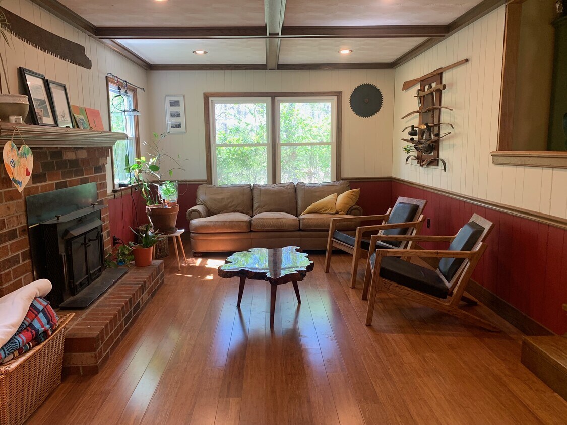 Foto principal - 398 Midway Ln