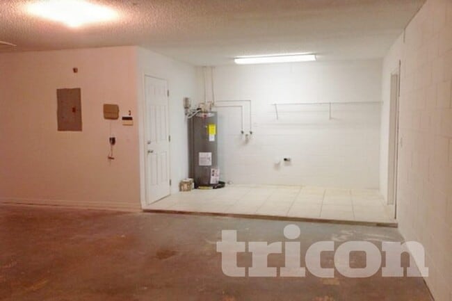 Building Photo - 477 Sundown Trail