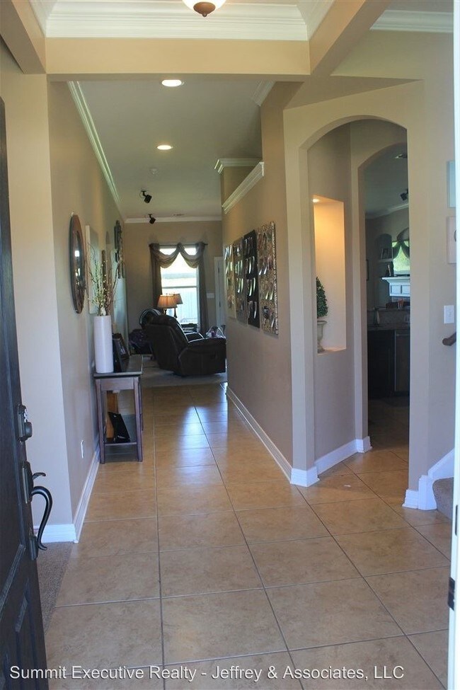 Building Photo - 3 br, 2 bath House - 342 Avondale Lane