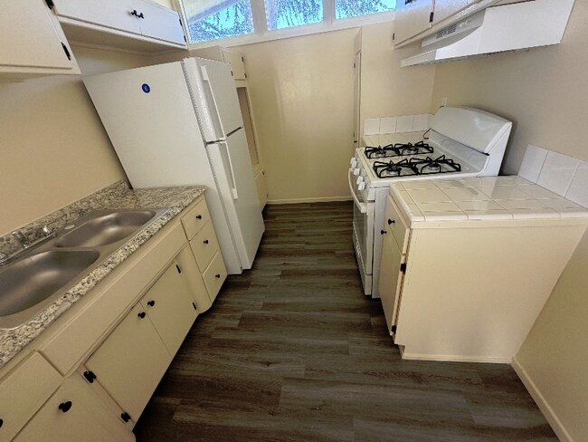 Foto del edificio - 700 N East End Ave