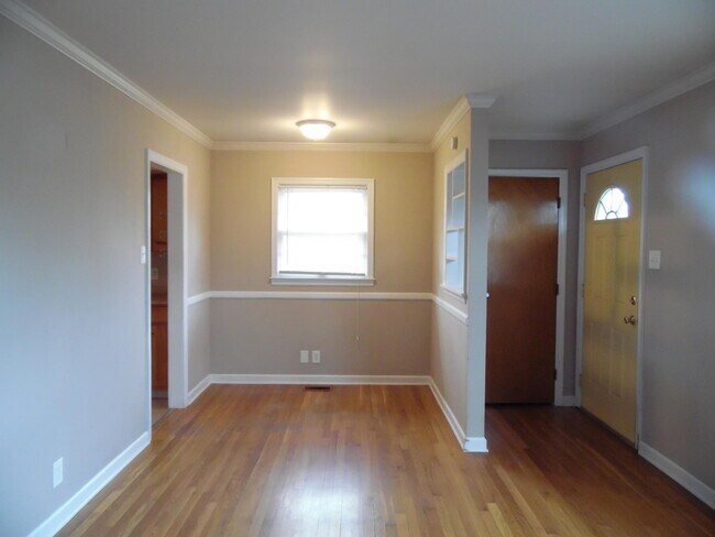 Foto del edificio - 662 Cardinal Ln