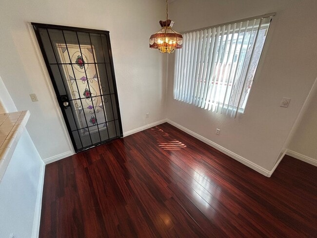 Foto del edificio - Charming condo in desirable West Las Vegas location