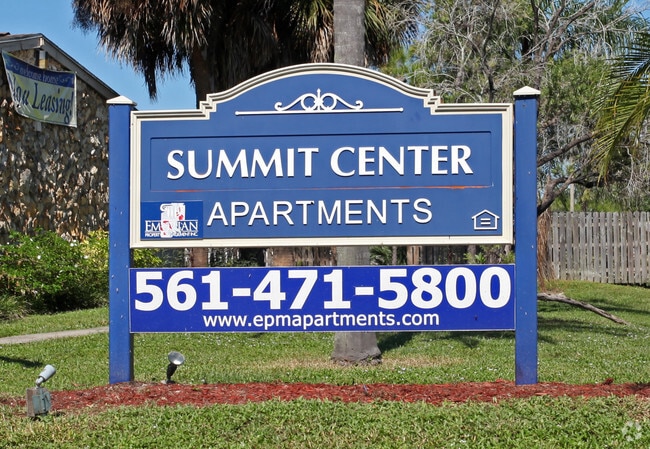 Centro de la Cumbre - Summit Center