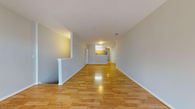 Building Photo - Lovely 1 Bedroom 1 Bath In Columbia Height...