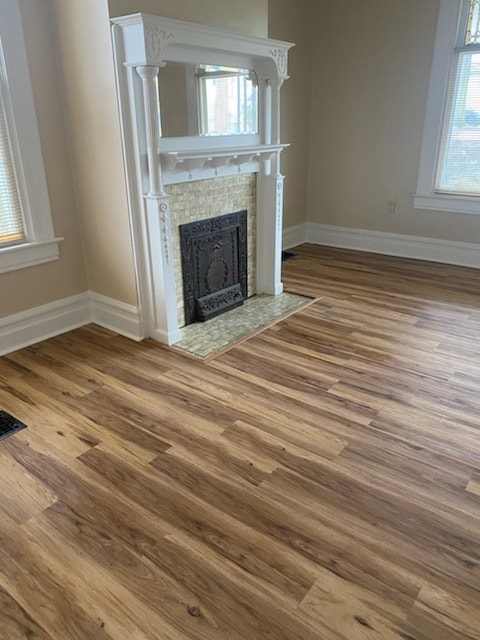 Living Room - 713 Bank St