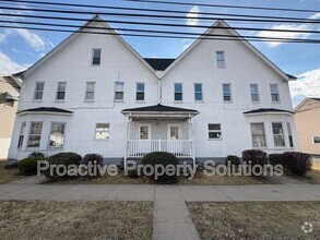 Building Photo - 746-748 River St