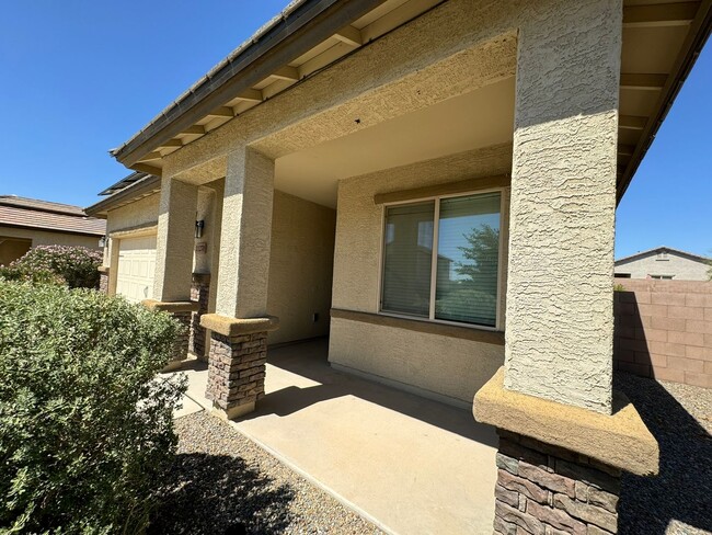 Building Photo - 3 Bedroom Home in Marana with Solar