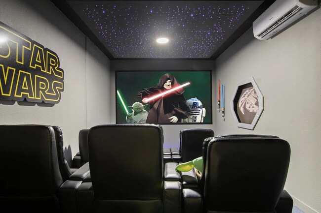 Building Photo - 4761 Kings Castle Cir