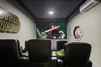 Building Photo - 4761 Kings Castle Cir