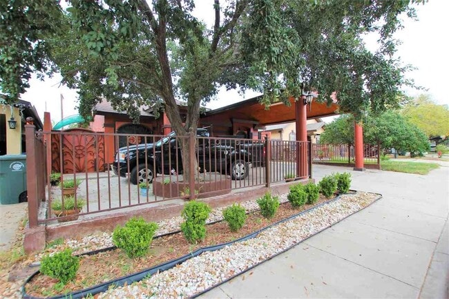Foto del edificio - 712 Zebra Dr