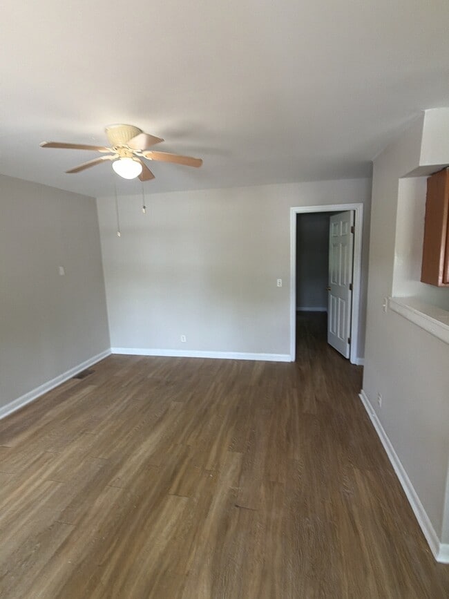 Photo - 3351 White Pine Dr House
