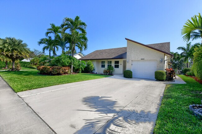 Building Photo - 2815 Cormorant Rd