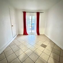 Building Photo - 6406 Tall Willow Dr