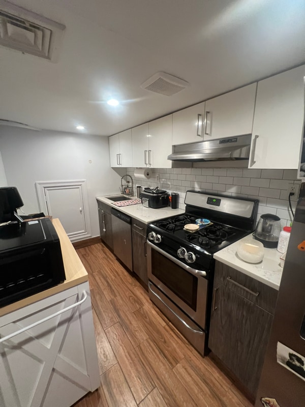 Foto del edificio - 370 E 32nd St