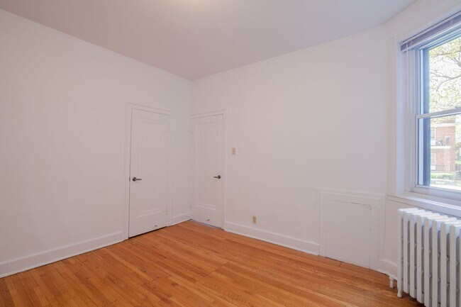 Photo du bâtiment - 5530 Ch De La Côte-Saint-Luc