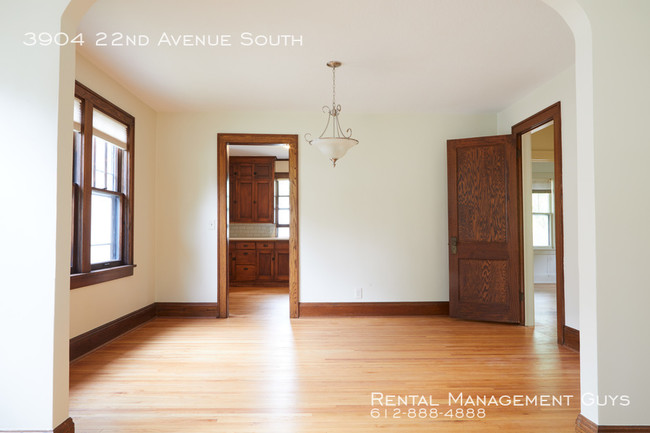 Foto del edificio - 3904 22nd Ave S