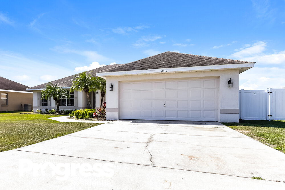 Foto principal - 8746 Fort Socrum Village Pl