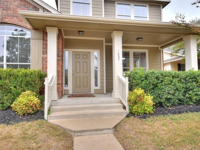 Building Photo - 1005 Big Spring Dr