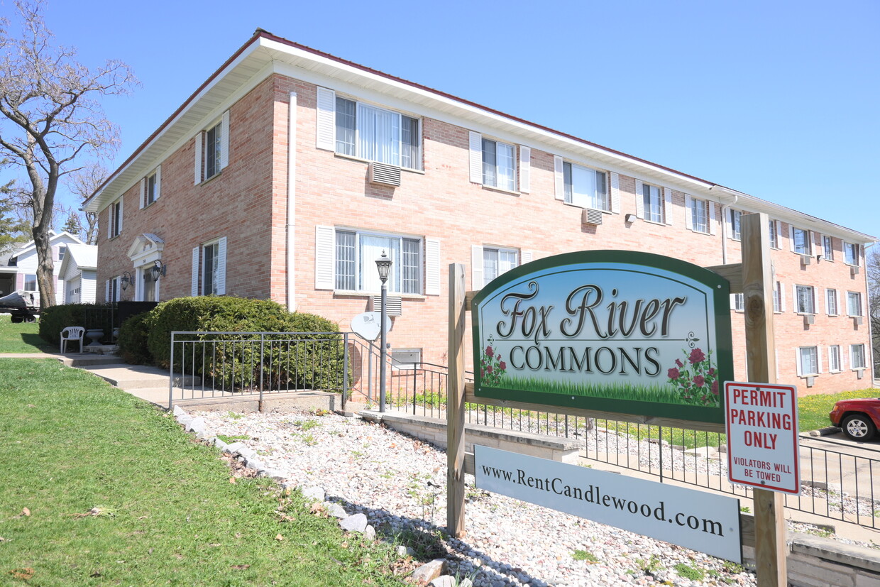 Primary Photo - Fox River Commons