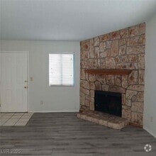 Building Photo - 1575 W Warm Springs Rd