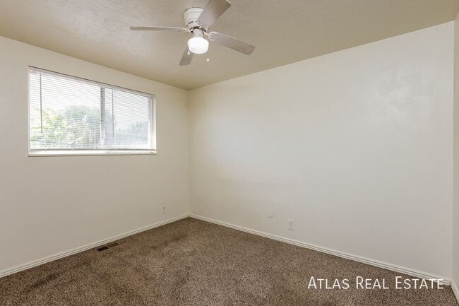 Building Photo - 3653 S 200 E