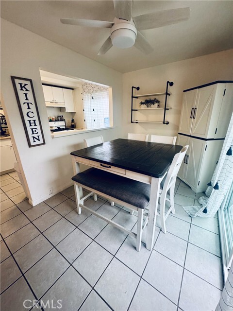 Building Photo - 209 Avenida Miramar