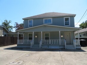 Building Photo - 5016 Walker St