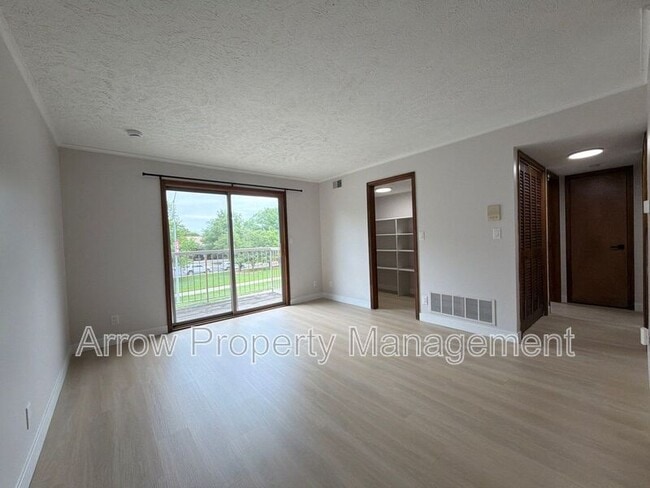 Foto del edificio - 3341 Holdrege St