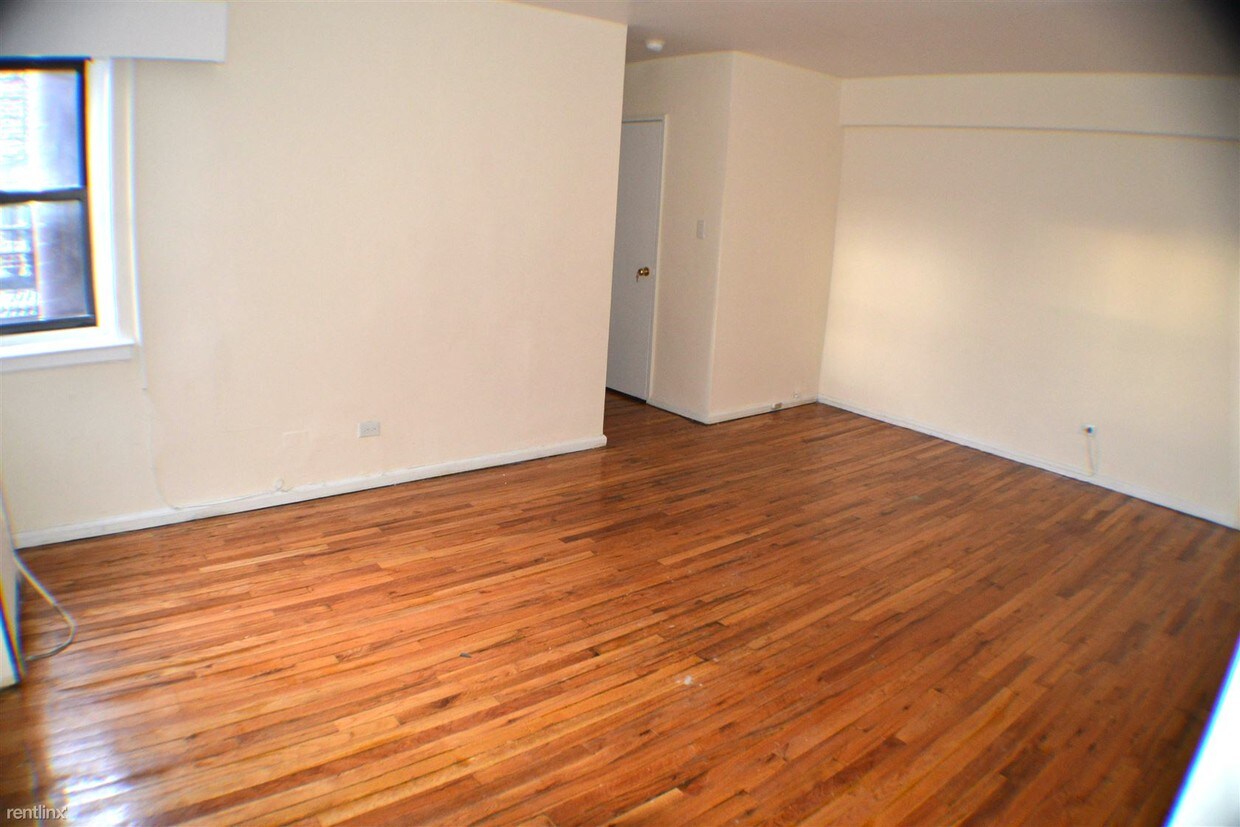 3281 35th St, Astoria, NY 11106 House for Rent in Astoria, NY