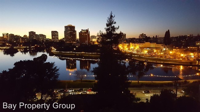 Foto del edificio - 481 Merritt Ave
