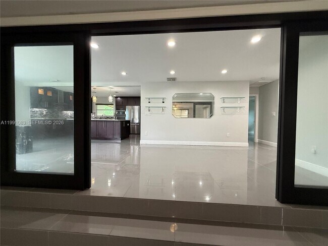 Foto del edificio - 5488 Fearnley Rd