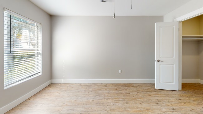 Nuccio - Bedroom.jpg - Westshore Palms at Kennedy