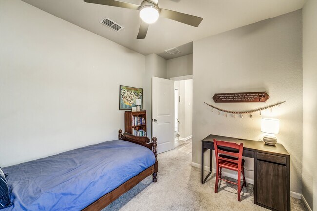 Foto del edificio - 10047 Napier Dr