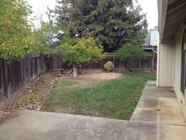 Foto del edificio - 4 BR | 2Ba | 1814SF | 2 Car Garage | Singl...