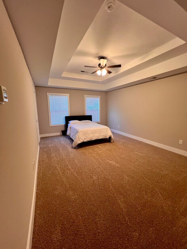 Foto del edificio - 144 Ducati Dr