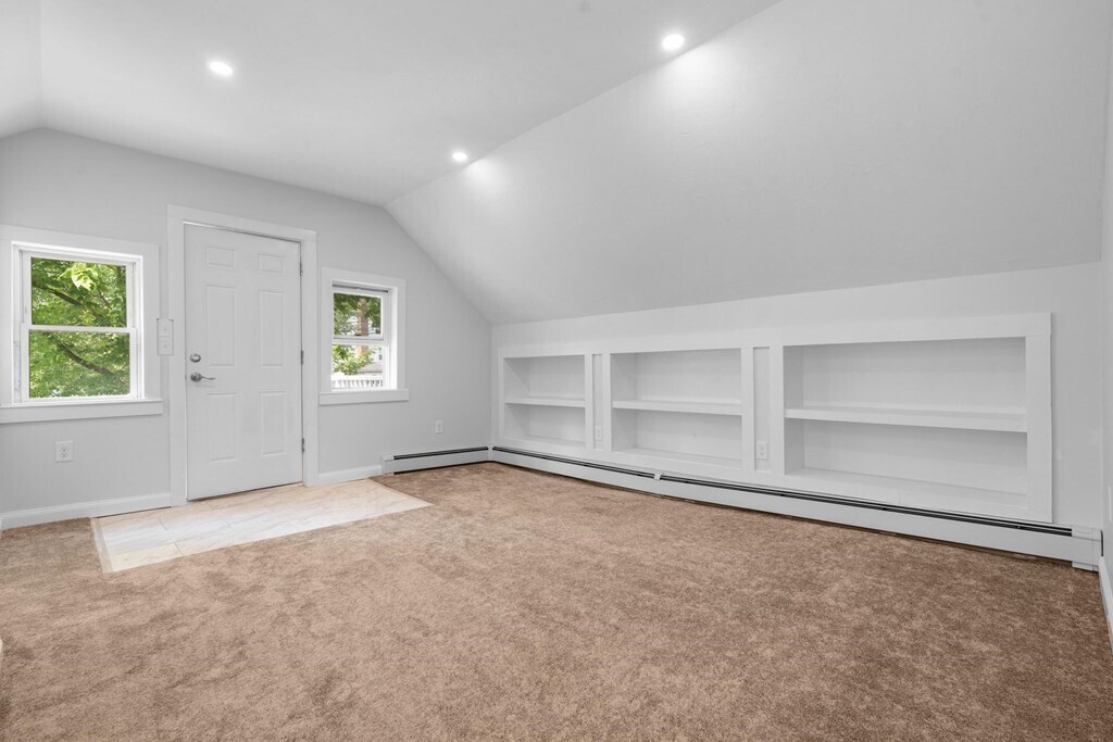 391 Middle St Unit Apt Three, Braintree, MA 02184 Condo for Rent in