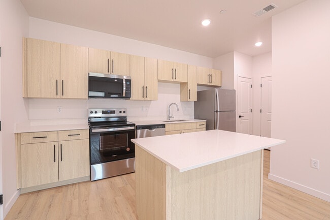 Building Photo - Altura Apartments
