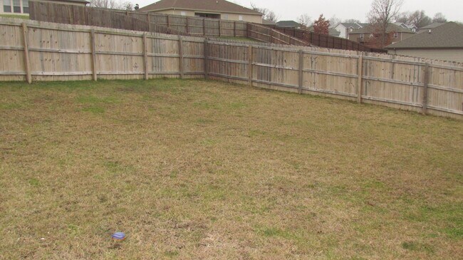 Building Photo - Available 8/22/2025