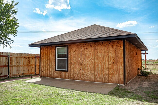 Building Photo - 130 N Keystone Dr