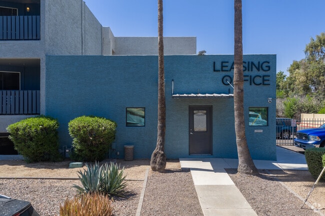 Leasing Office - Arcadia Lofts