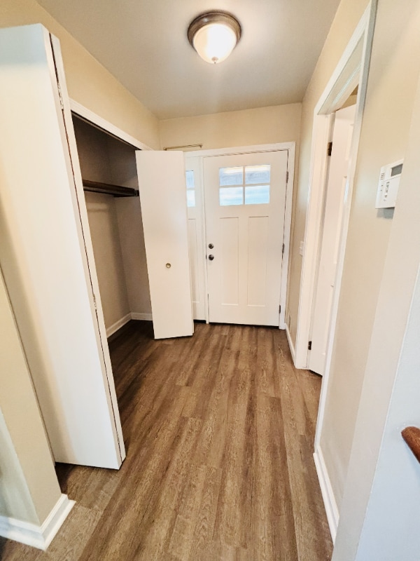 Building Photo - 116 Regents Blvd