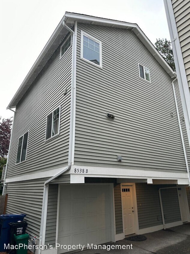 8538 Midvale Ave N, Seattle, WA 98103 House Rental in Seattle, WA